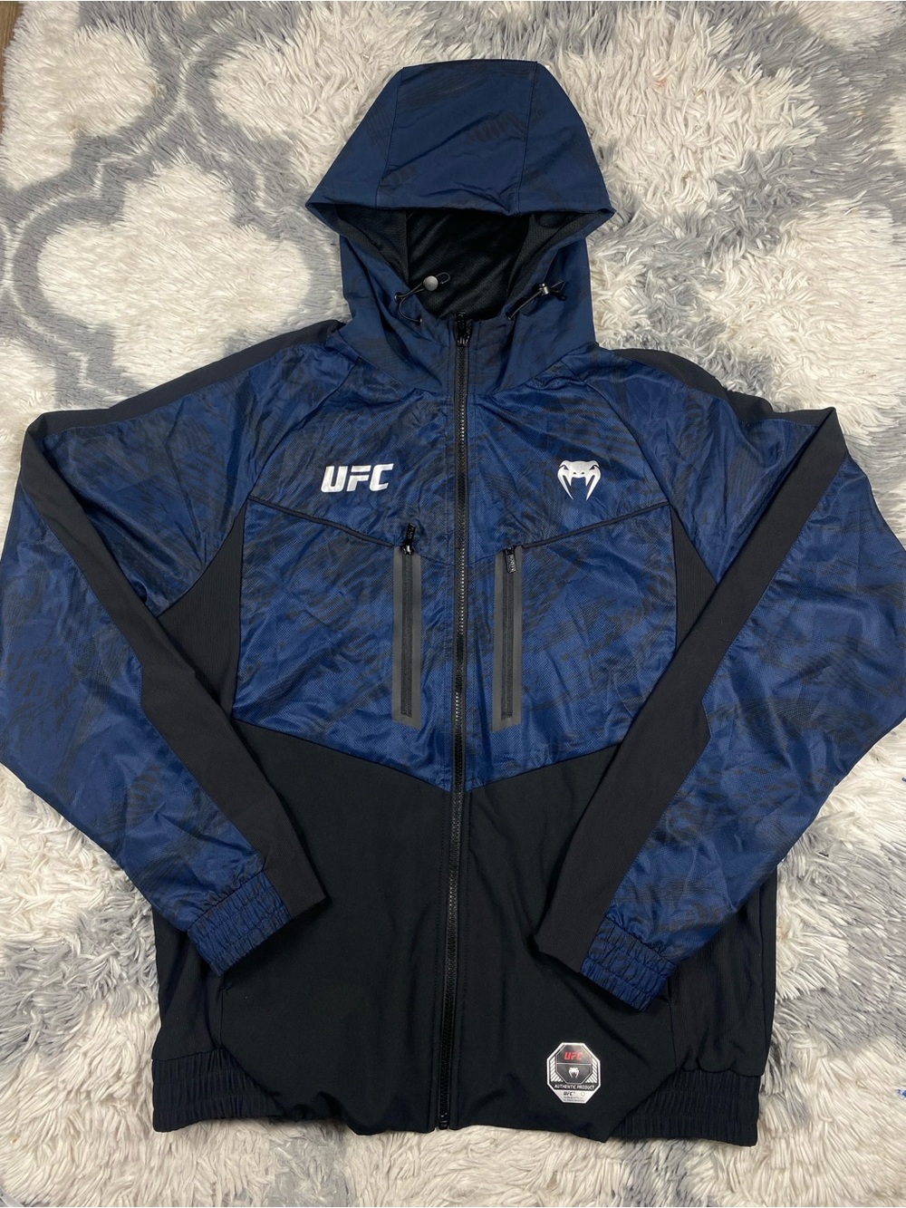 UFC Venum Jacket Mens XL Black Blue Night Week Fusion Hooded Zip Up Performance